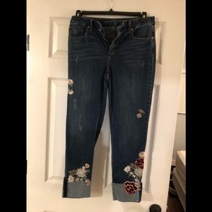 Chico’s SO Slimming girlfriend ankle jeans